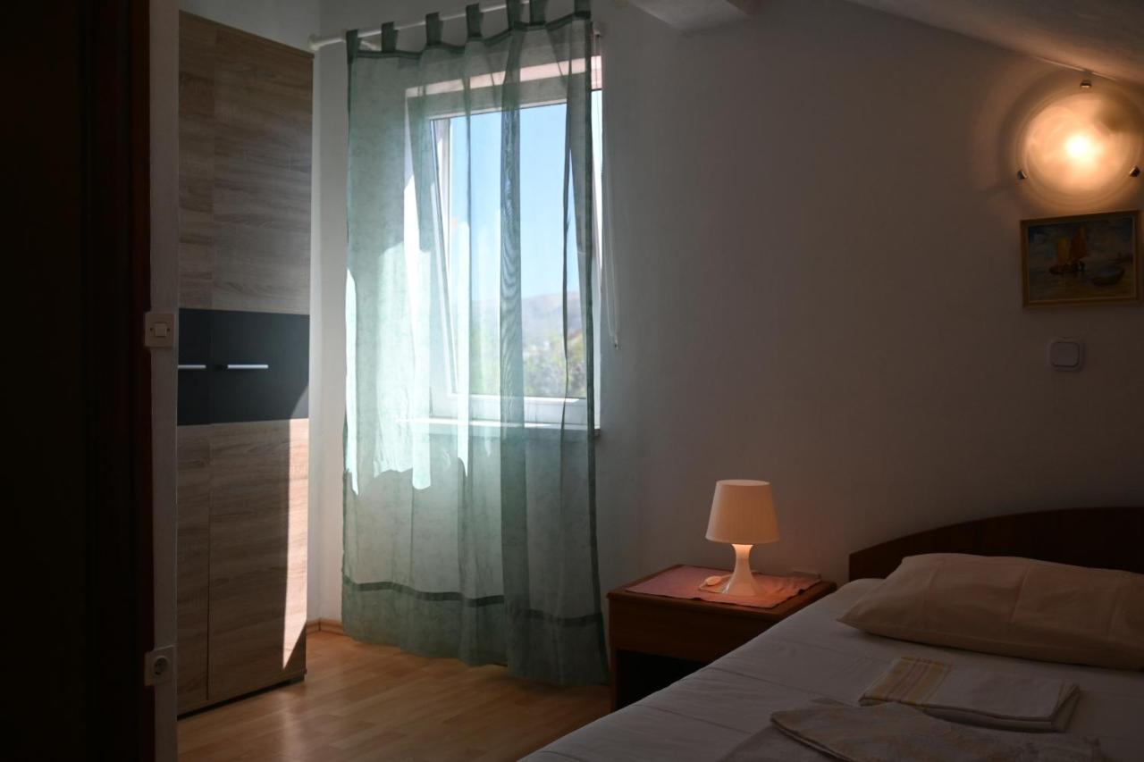 Apartments Tea Pag Паг Экстерьер фото
